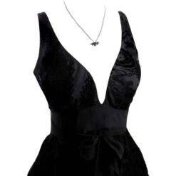 Kiss Of The Night Necklace -Chic Jewelry Store AG P598 3