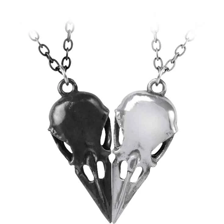 Corvus Coeur Necklace 3 Corvus Coeur Necklace