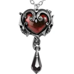 Petite Affair Du Coeur Necklace