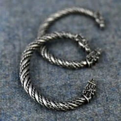 Small Sleipnir Viking Bracelet – Pewter 15 Small Sleipnir Viking Bracelet – Pewter -Chic Jewelry Store AS ABLET019 5