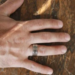 Smooth Celtic Braid Band -Chic Jewelry Store DS 4013 1