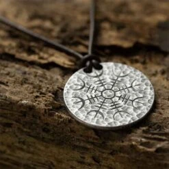 Helm Of Awe Silver Necklace -Chic Jewelry Store GOT 151 3