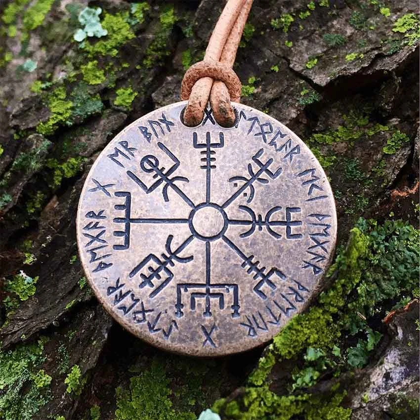 Vegvisir Norse Bronze Necklace 4 Vegvisir Norse Bronze Necklace - Image 2