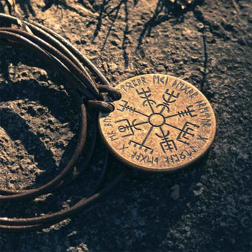 Vegvisir Norse Bronze Necklace 7 Vegvisir Norse Bronze Necklace - Image 5