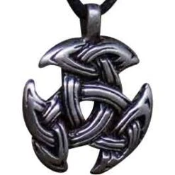 Celtic Knot Necklace – Silver